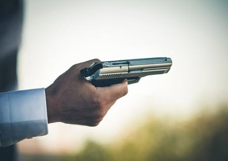 В Петербурге задержали жениха и шафера за стрельбу на свадьбе