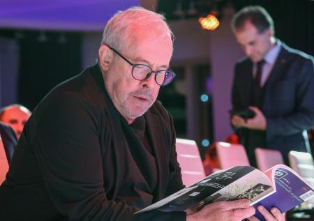 «Гнусавые аденоиды»: экс-скрипач «Аквариума» о Макаревиче