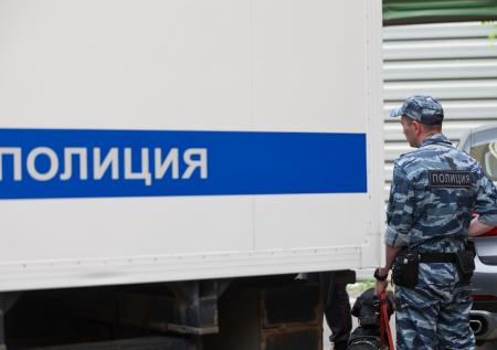 Полсотни мигрантов выставили из российского хостела и сняли на видео