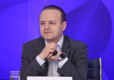 Россиянок защитят от уголовников и должников при знакомствах