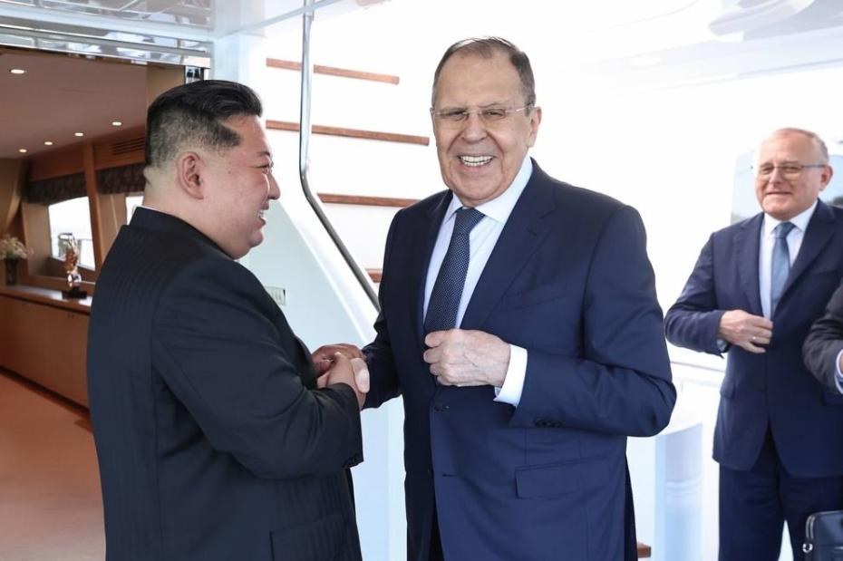 Ким Чен Ын и Сергей Лавров