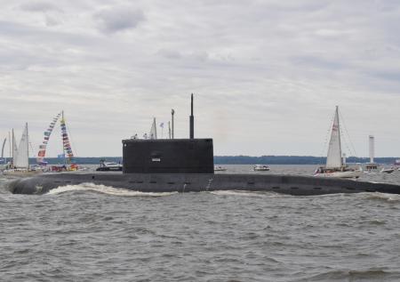 Российские моряки потопили подлодку условного противника в Японском море