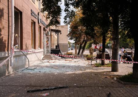 Объятые огнем после удара БПЛА авто в Воронеже попали на видео