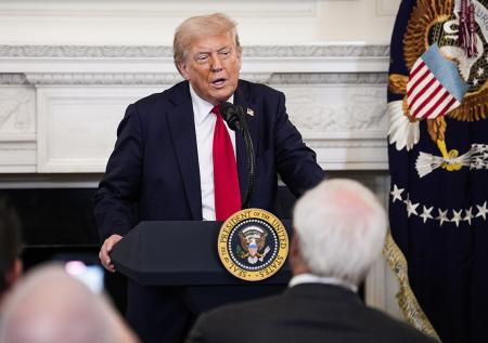 В ГД высмеяли Трампа после введения 100% пошлин против РФ и ее партнеров