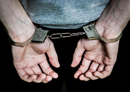 Опубликованы кадры задержания начальника полиции нижегородского аэропорта