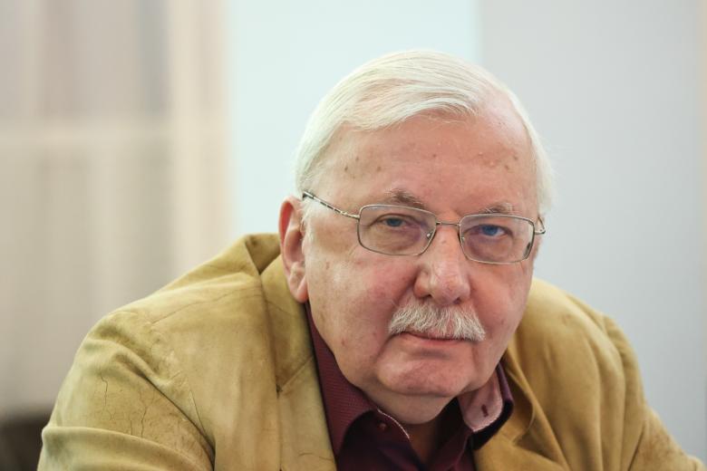 Виталий Третьяков