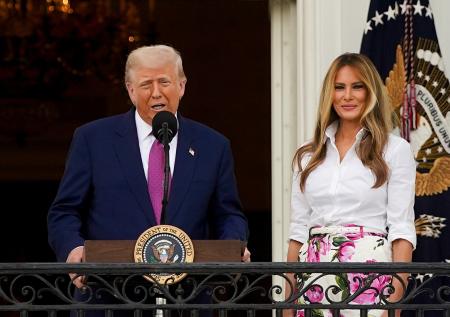 «Очень умная»: Трамп высказался о влиянии супруги на его взгляды по Украине