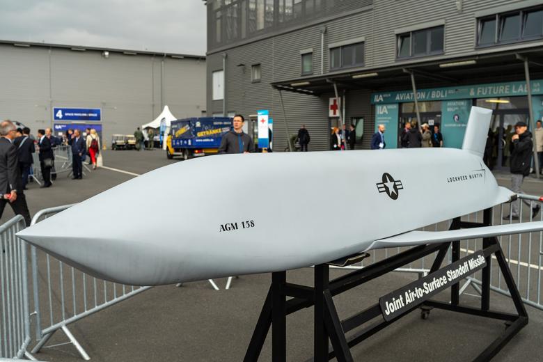 Американская крылатая ракета JASSM