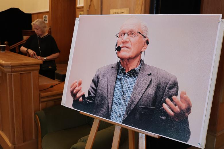 Церемония прощания с народным артистом РФ, режиссером Александром Миттой в Центральном доме литераторов в Москве