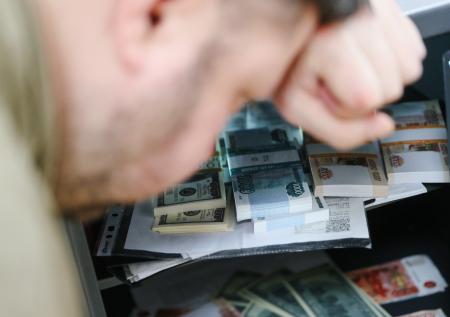 Стало известно, кому арестованный IT-миллиардер давал взятки
