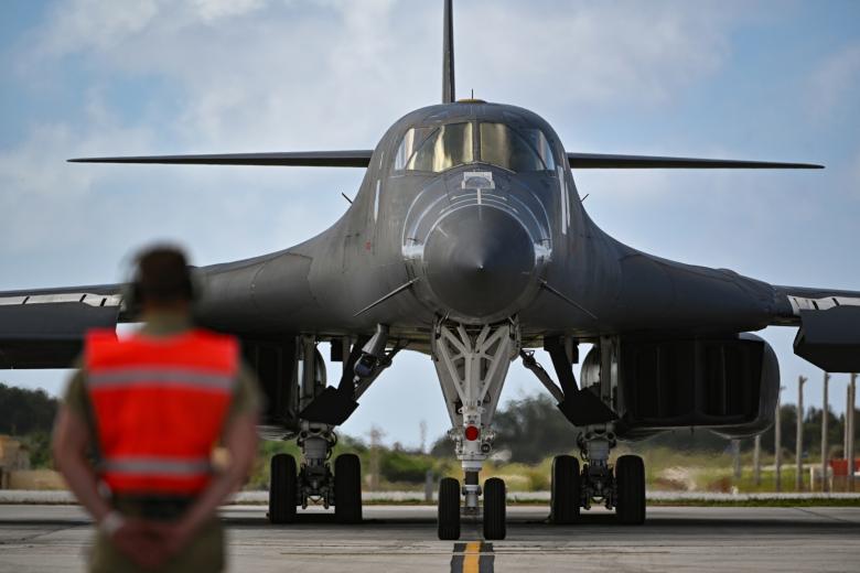 Бомбардировщик B-1 Lancer