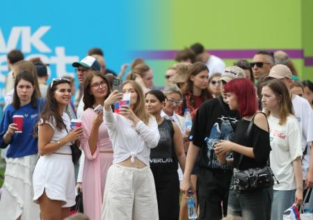 VK Fest 2025 собрал 205 тысяч гостей и 295 артистов в пяти городах России