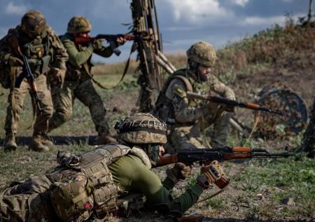 Стало известно, почему ВСУ не переходят в наступление