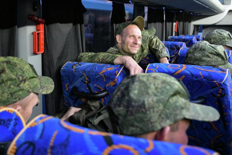Возвращенные из украинского плена российские военнослужащие