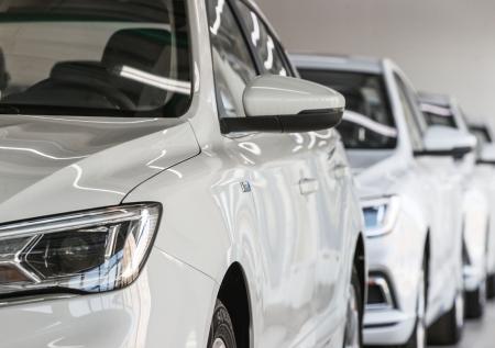 В России обвалился импорт легковых автомобилей