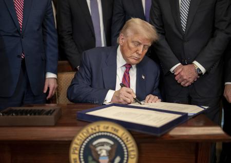 Трампа обругали в прямом эфире американского телеканала