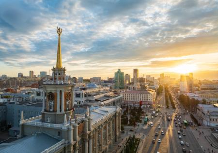 Сколько стоит доехать из Москвы и Петербурга до Екатеринбурга по M-12