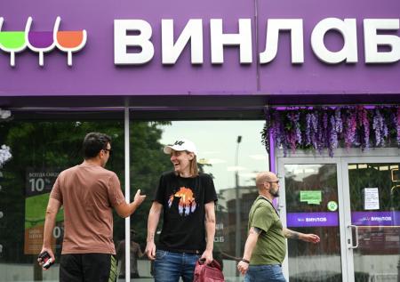 Крупная сеть алкомаркетов возвращается к жизни после кибератаки