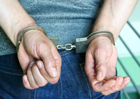 Главред рязанского СМИ оказался в наручниках из-за шантажа