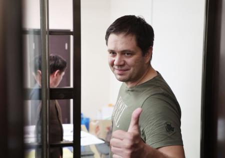 Главреда Baza привезли в суд