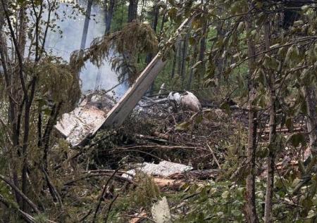 Молодая семья с полуторагодовалой дочкой летела на разбившемся Ан-24