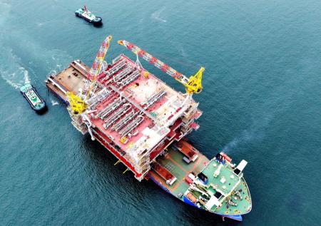 Названа причина ограничений на заход иностранных танкеров в Черное море