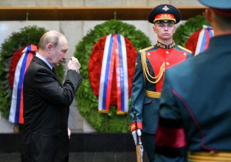 Путин посетил церемонию прощания с главой Верховного суда Подносовой в ЦКБ
