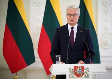 Президент Литвы поставил жесткий ультиматум премьеру страны из-за коррупции