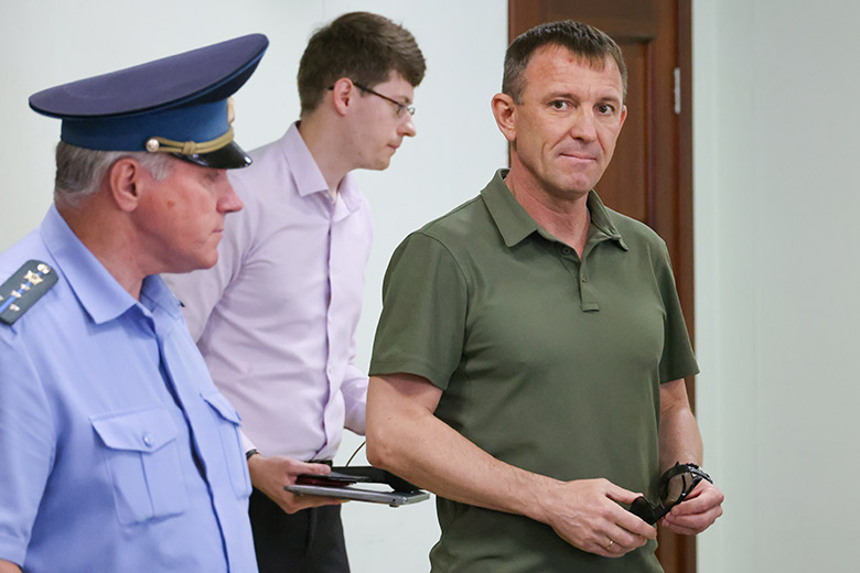 Иван Попов