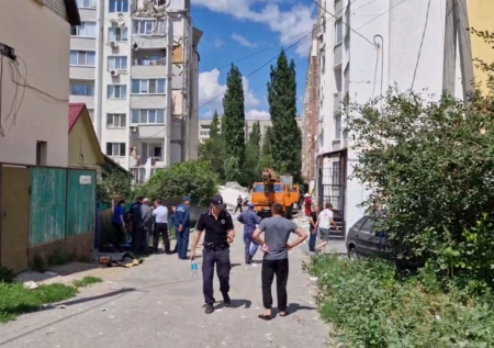 Стало известно, что происходит на месте взрыва газа в Саратове