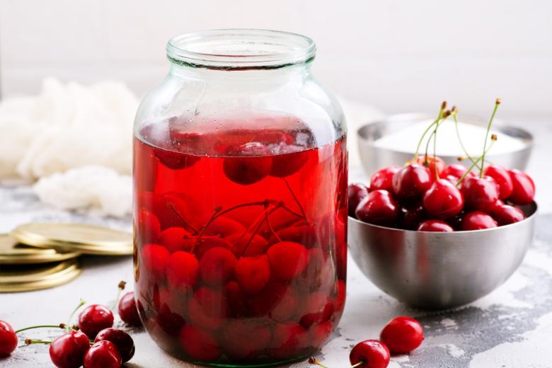 Вкуснейший вишневый компот в 3-литровых банках