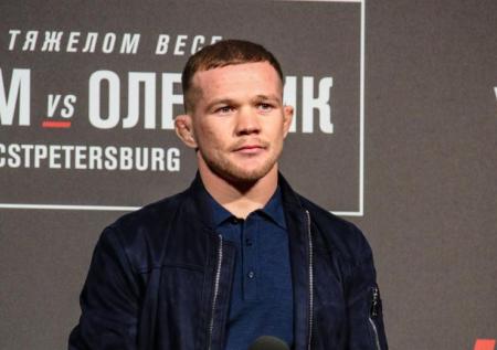 Россиянин одержал безоговорочную победу над соперником на турнире UFC