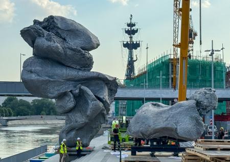 Сафронов объяснил, почему россияне невзлюбили скульптуру на Болотной