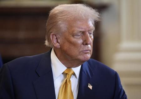 Трамп объявил о сроке для прекращения огня на Украине