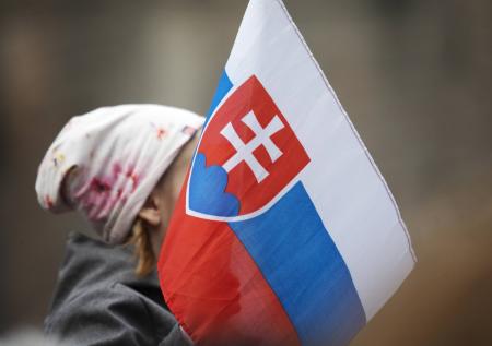 Братислава потребовала объяснений от Лондона после скандала с пропагандой