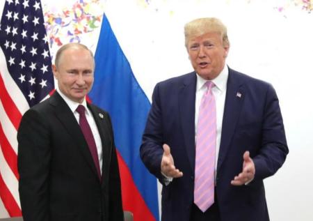 «Не хочу говорить это слово»: Трамп отказался грубо оценивать Путина