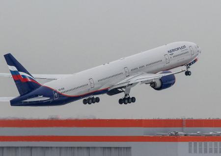 Два российских аэропорта закрыли для приема и выпуска самолетов