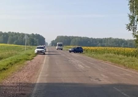 Пенсионерка чудом выжила, перевернувшись в иномарке под Новосибирском