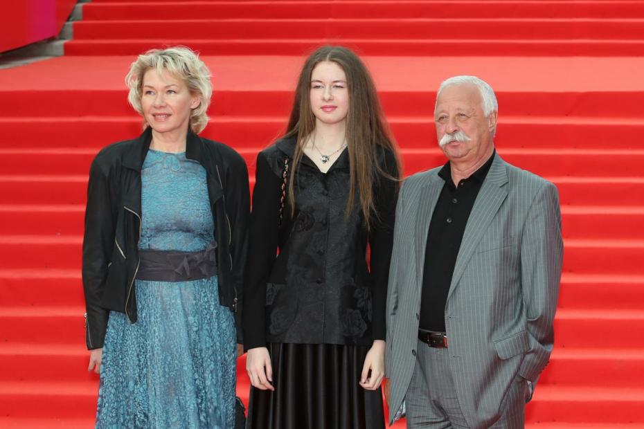 Леонид Якубович с семьёй, 2014 г.
