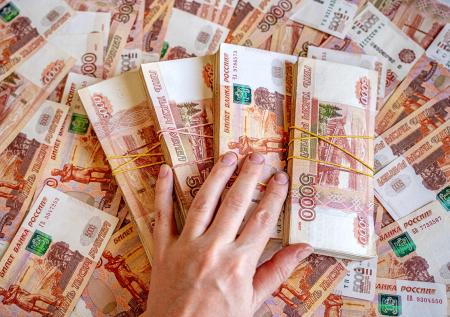 Жена бросила бизнесмена, отдавшего 120 млн рублей на СВО