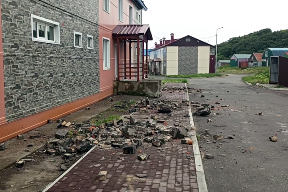 Последствия землетрясения в Северо-Курильске