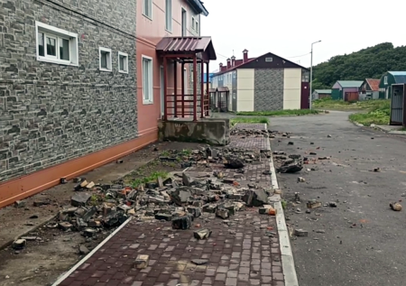 «Паника, крики»: жительница Камчатки описала момент землетрясения