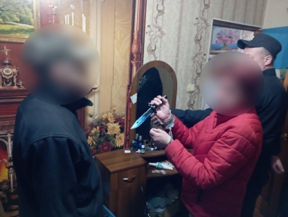 Заколовшая мужа женщина дождалась суда