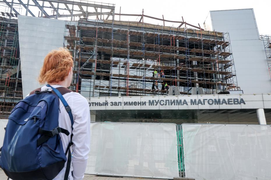 Реконструкция внешней части третьего павильона «Крокус Экспо», включающего концертный зал «Крокус Сити Холл». В марте 2024 года в «Крокус Сити Холле» произошел теракт, в результате которого погибли 149 человек, более 500 пострадали
