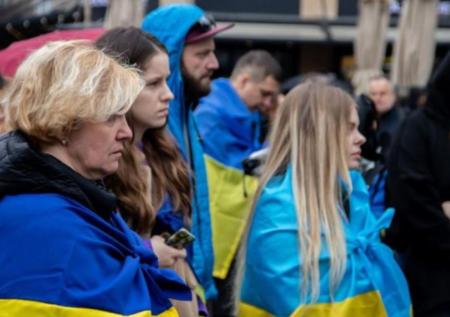 Жители шести городов Украины вышли на массовые протесты