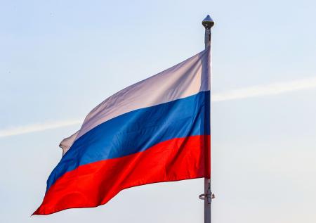 Появились кадры водружения флагов России в Часове Яре