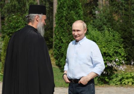 Появились кадры участия Путина и Лукашенко в молебне на Валааме