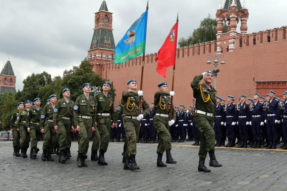 Празднование 95-й годовщины со дня образования Воздушно-десантных войск России на Красной площади в Москве