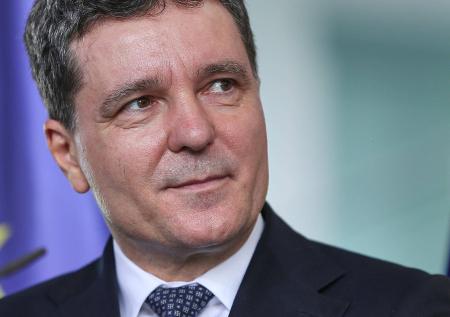 Евреи раскритиковали президента Румынии из-за закона об антисемитизме