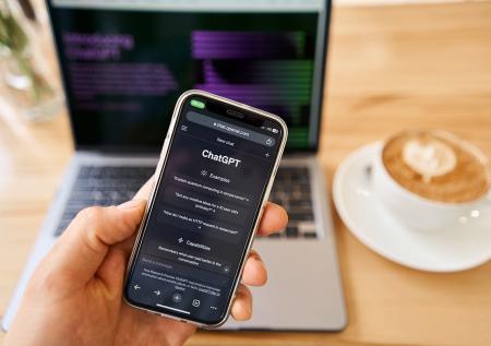 ChatGPT не оставил шансов конкурентам